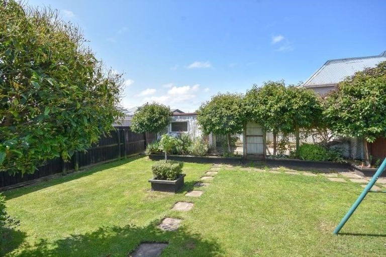 Photo of property in 34 Richardson Street, Saint Kilda, Dunedin, 9012