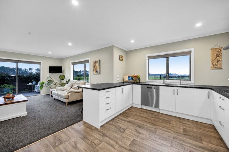 Photo of property in 7 Mercade Close, Stratford, 4332