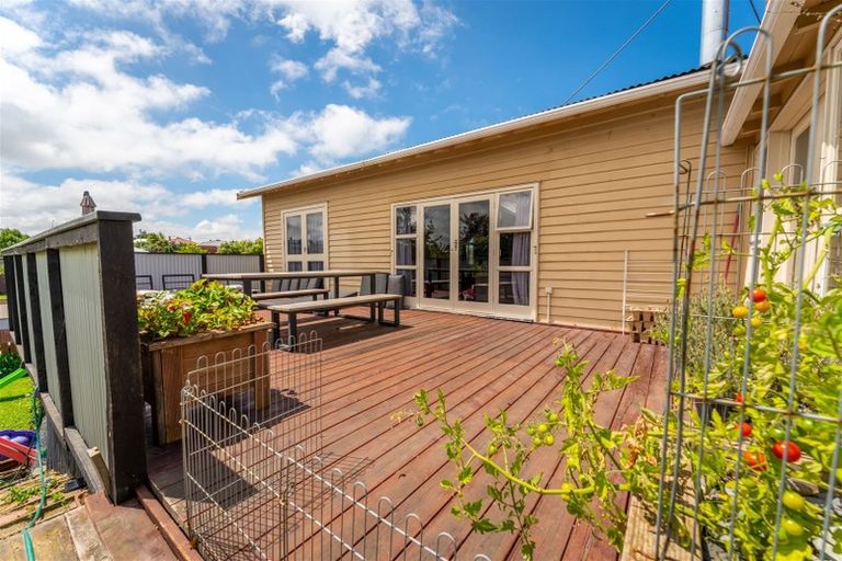 Photo of property in 32 Regent Street, West End, Timaru, 7910