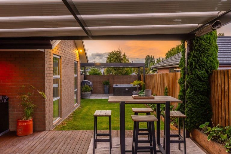 Photo of property in 112 Metehau Street, Marshland, Christchurch, 8083