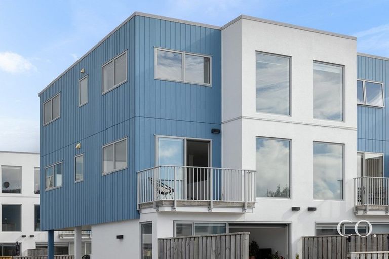 Photo of property in 31 Reynolds Place, Papamoa Beach, Papamoa, 3118