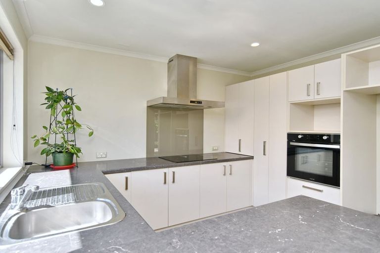 Photo of property in 33 Cognac Drive, Yaldhurst, Christchurch, 8042