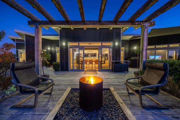 Photo of property in 141 Arapohue Road, Turiwiri, Dargaville, 0374