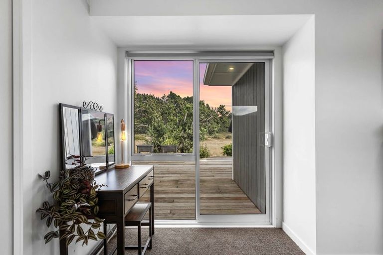 Photo of property in 128 Sharyn Place, Whangamata, 3620