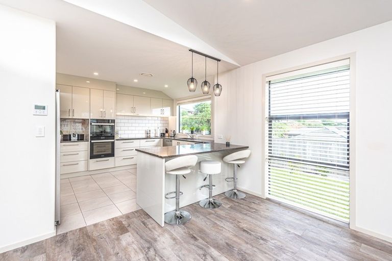 Photo of property in 45 Golf Vue Place, Castlecliff, Whanganui, 4501