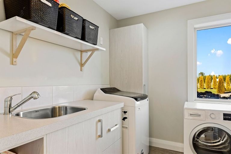 Photo of property in 178 School Road, West Eyreton, Rangiora, 7475