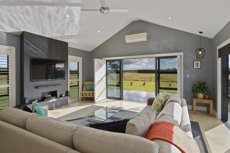 Photo of property in 34 Mckays Road, West Melton, Christchurch, 7671