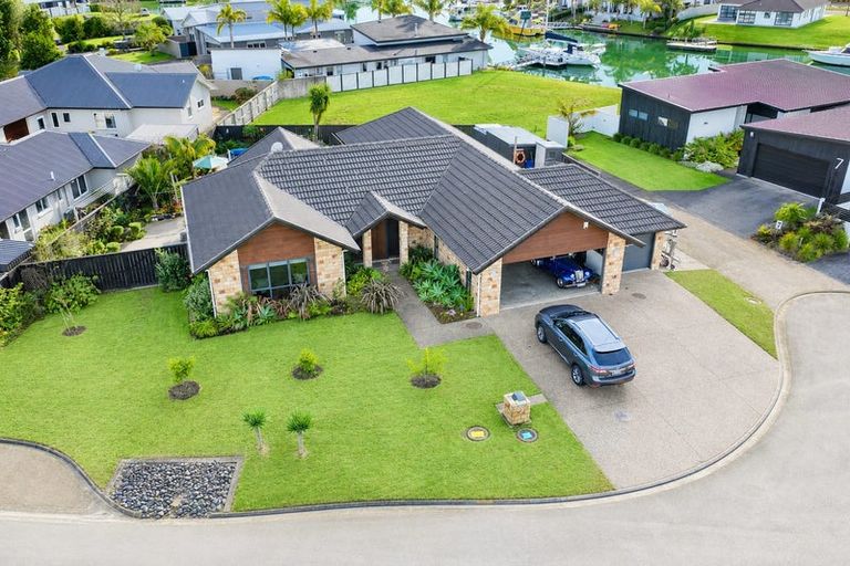 Photo of property in 3 Kelly Place, Whitianga, 3510