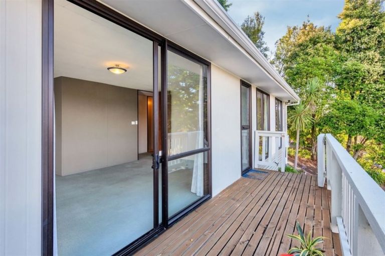 Photo of property in 1/9 Lucinda Place, Glen Eden, Auckland, 0602