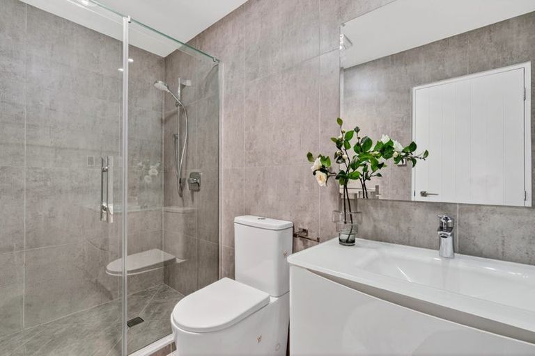 Photo of property in 41 Ascension Crescent, Orewa, 0931