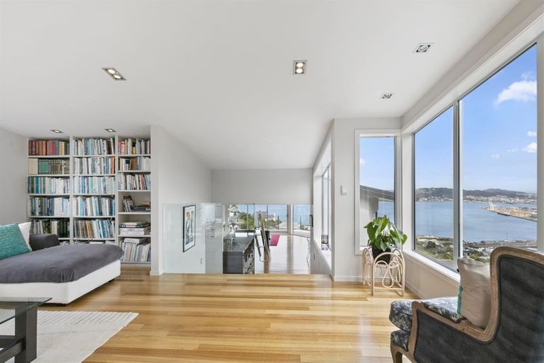 Photo of property in 99 Jubilee Road, Khandallah, Wellington, 6035