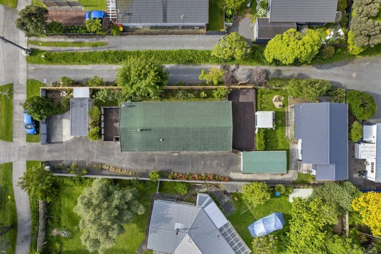 Photo of property in 175 Te Moana Road, Waikanae, 5036