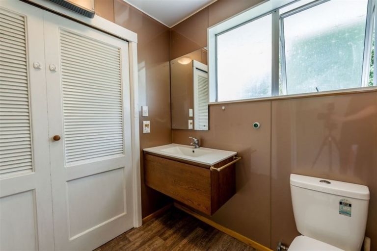 Photo of property in 2/28 Reading Street, Upper Riccarton, Christchurch, 8041