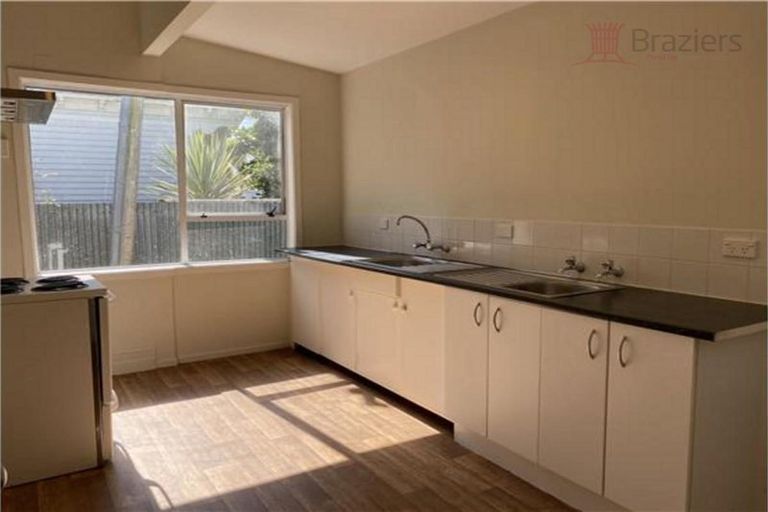 Photo of property in 109 Champion Street, Edgeware, Christchurch, 8013