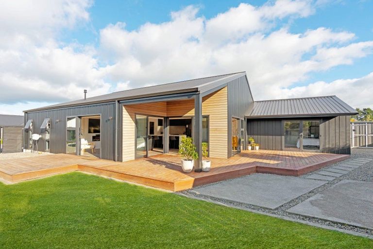 Photo of property in 12 Plum Tree Lane, Solway, Masterton, 5810