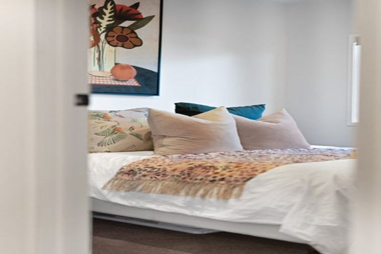 Photo of property in 175 Sandspit Road, Shelly Park, Auckland, 2014