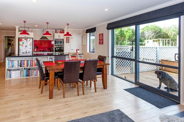 Photo of property in 150 Beech Lane, Coromandel, 3506