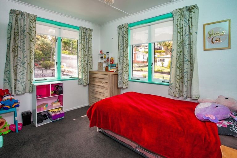 Photo of property in 105 Brunton Crescent, Thames, 3500