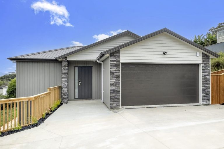 Photo of property in 5 Springhill Lane, Sunnyvale, Auckland, 0612