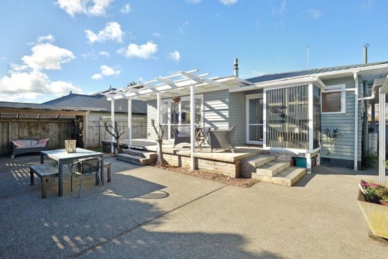 Photo of property in 52 East Street, Greytown, 5712