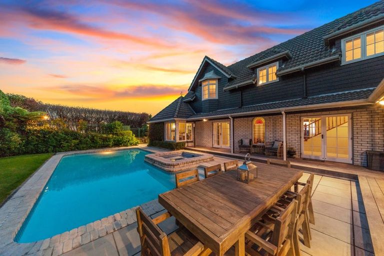 Photo of property in 58 Harvey Street, Waipahihi, Taupo, 3330