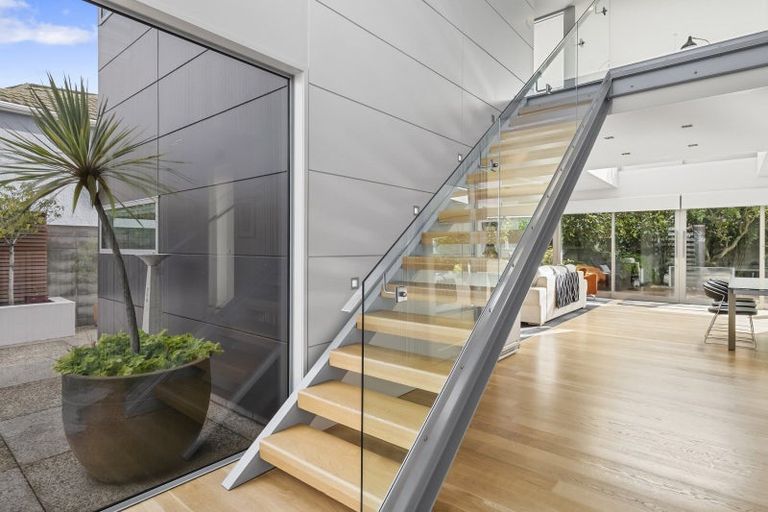 Photo of property in 731 Highgate, Maori Hill, Dunedin, 9010