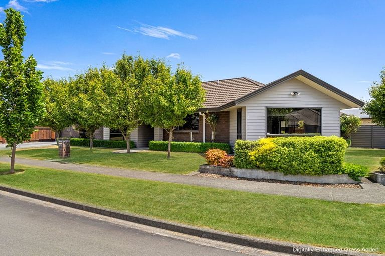 Photo of property in 47 Geneva Terrace, Kelvin Grove, Palmerston North, 4414