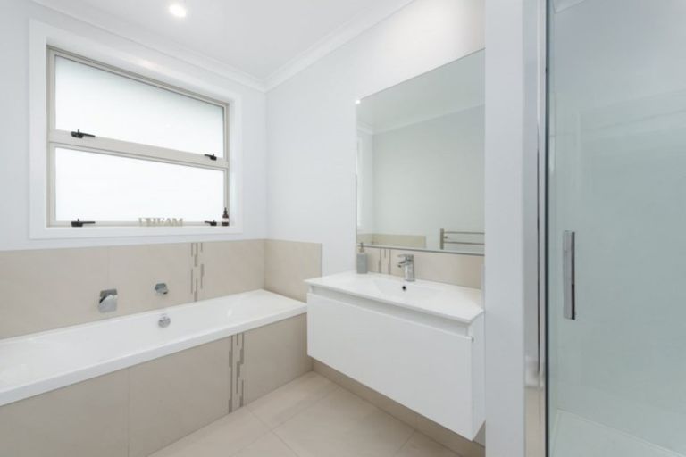 Photo of property in 17 Applin Lane, Pyes Pa, Tauranga, 3112