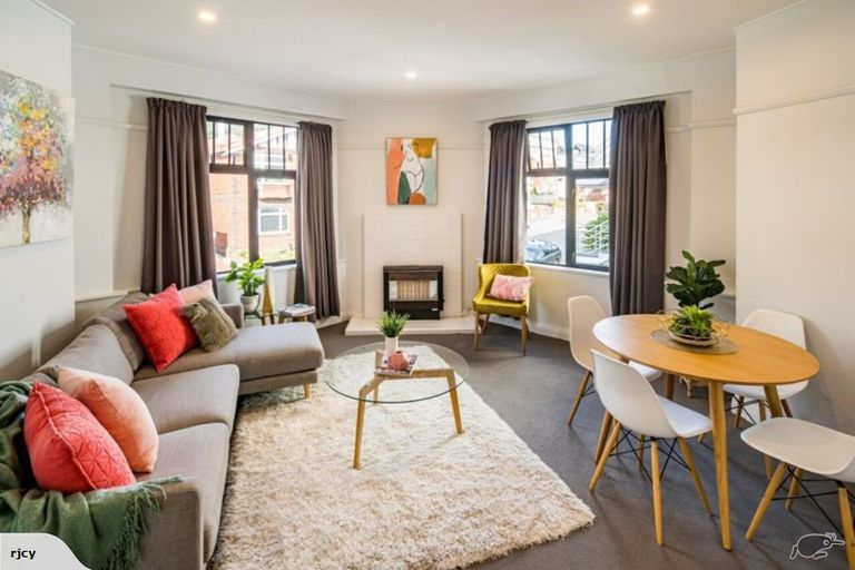 Photo of property in 6/24 Elizabeth Street, Mount Victoria, Wellington, 6011