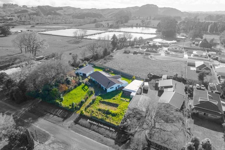 Photo of property in 24 Cambridge Street, Pahiatua, 4910