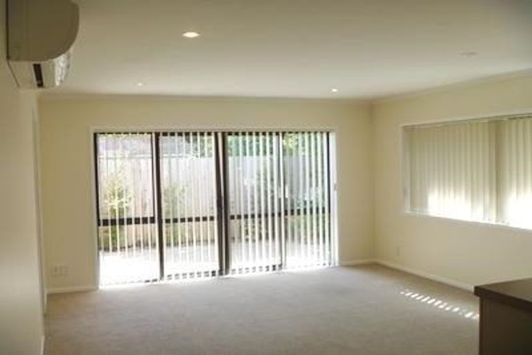 Photo of property in 3/32 Gibbons Street, Upper Hutt Central, Upper Hutt, 5018