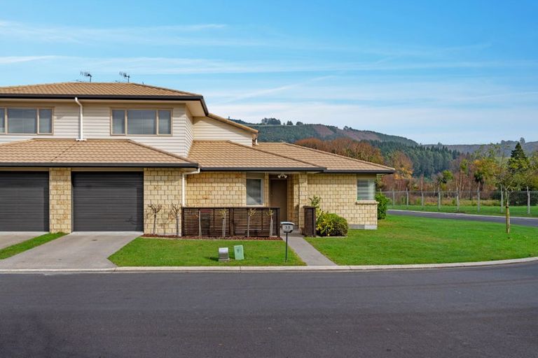Photo of property in 35/64 Kawaha Point Road, Kawaha Point, Rotorua, 3010