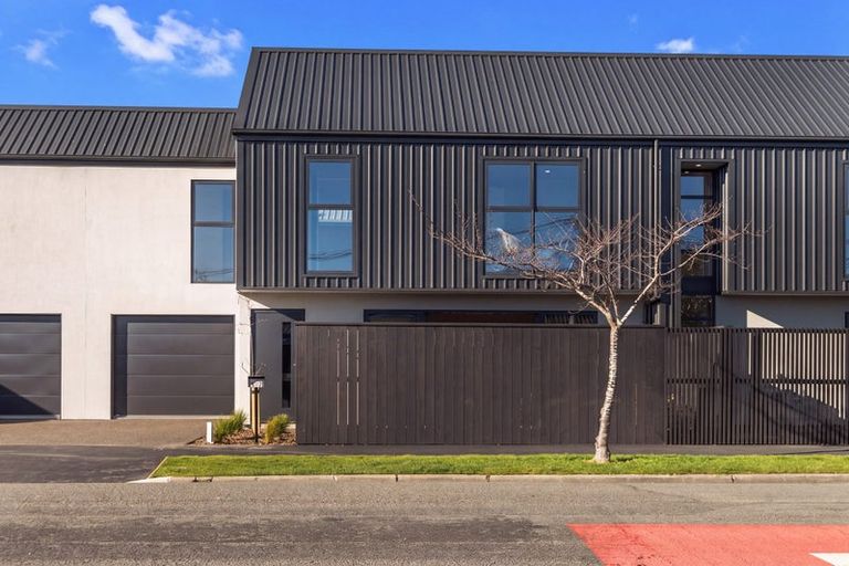 Photo of property in 1/2 Allard Street, Edgeware, Christchurch, 8013