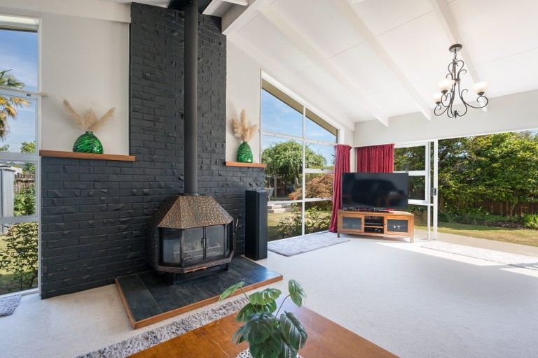 Photo of property in 12 Hollis Place, Brightwater, 7022