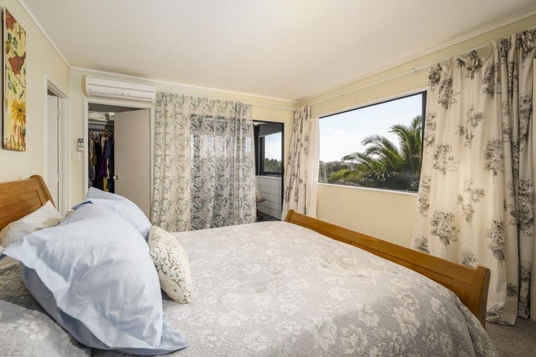 Photo of property in 11d Redwood Crescent, Hurdon, New Plymouth, 4310