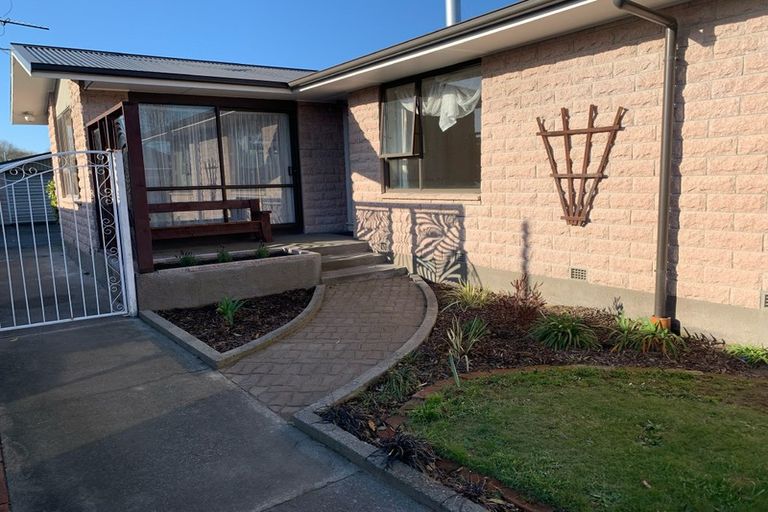 Photo of property in 12 Skerten Avenue, Hornby, Christchurch, 8042