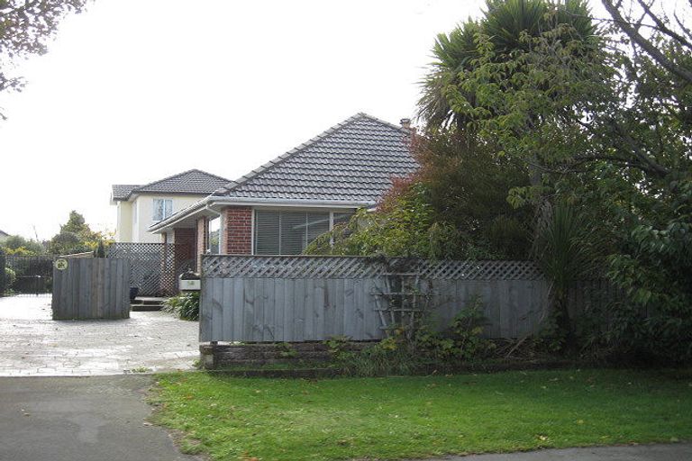 Photo of property in 16a Worthy Street, Ilam, Christchurch, 8041