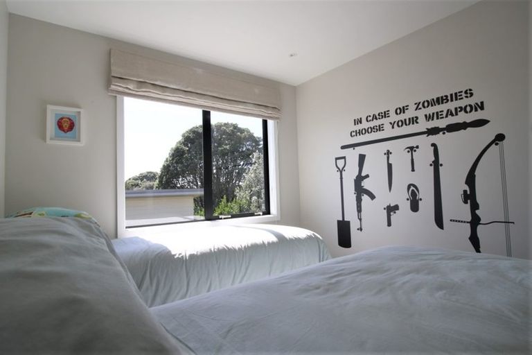 Photo of property in 9 Ross Place, Whiritoa, Whangamata, 3691