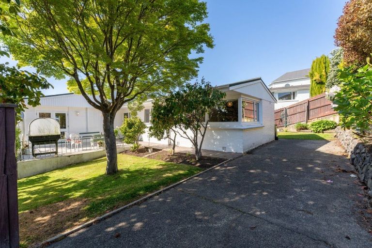 Photo of property in 16 Leven Street, Roslyn, Dunedin, 9010