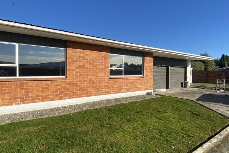 Photo of property in 35 Waterford Drive, Winton, 9720