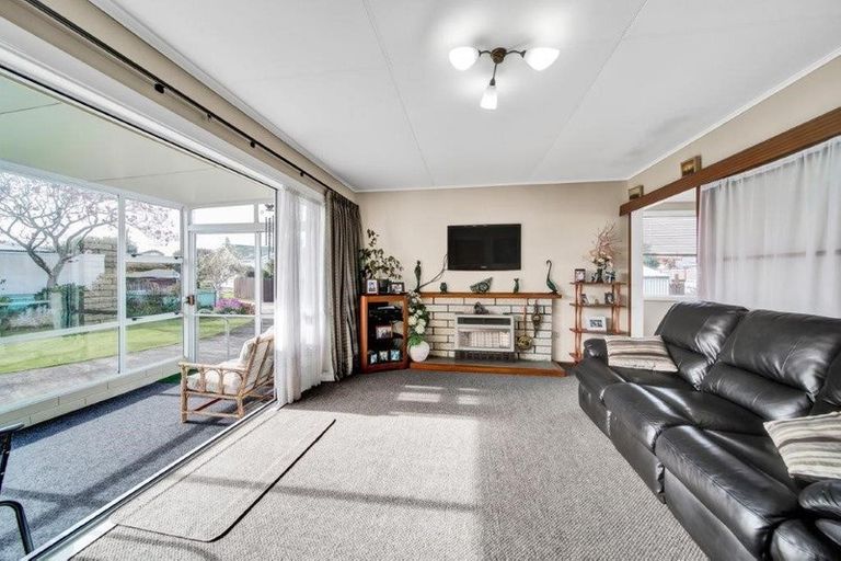 Photo of property in 52a Dixon Avenue, Hawera, 4610