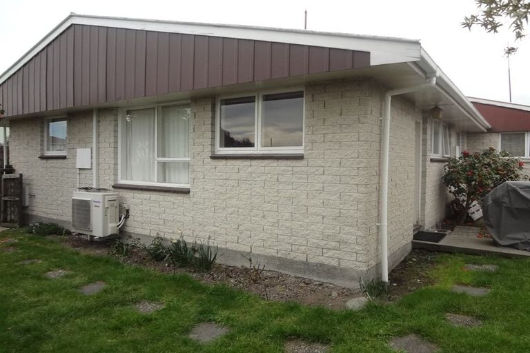 Photo of property in 1/11 Peverel Street, Riccarton, Christchurch, 8011