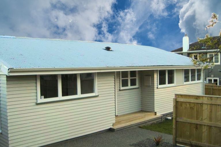 Photo of property in 73e Heretaunga Street, Palmerston North, 4414
