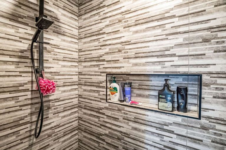 Photo of property in 6 Mcwatters Drive, Ngatea, 3503