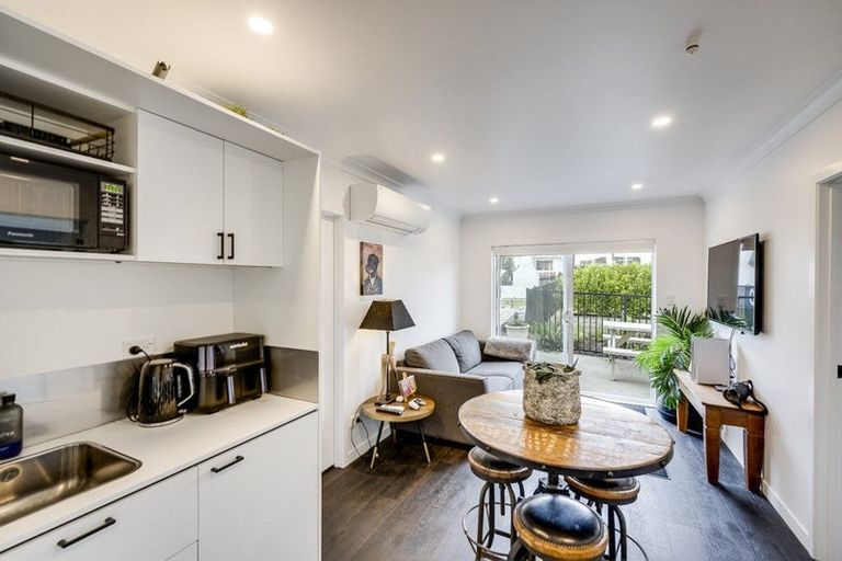 Photo of property in 123 North Shore Road, Eskdale, Napier, 4182