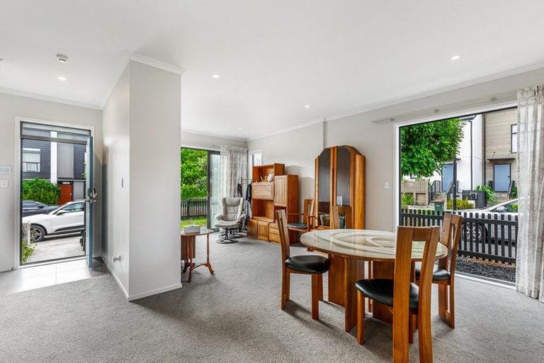 Photo of property in 15 Pukewhero Rise, Westgate, Auckland, 0614