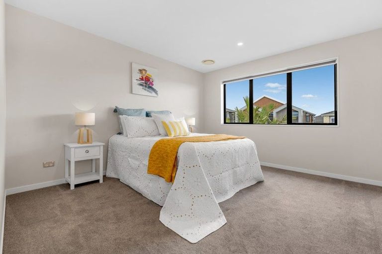 Photo of property in 20 Tinaku Road, Flat Bush, Auckland, 2019