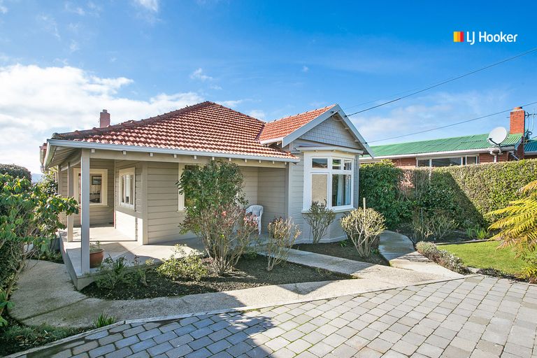 Photo of property in 37 Riselaw Road, Calton Hill, Dunedin, 9012