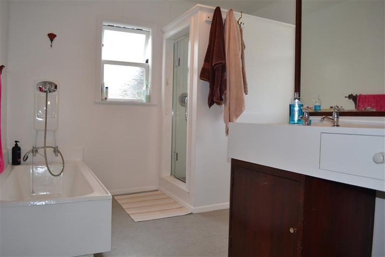 Photo of property in 32 Hereford Street, West End, Palmerston North, 4410