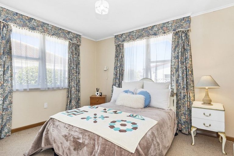 Photo of property in 2 Rimu Street, Gate Pa, Tauranga, 3112